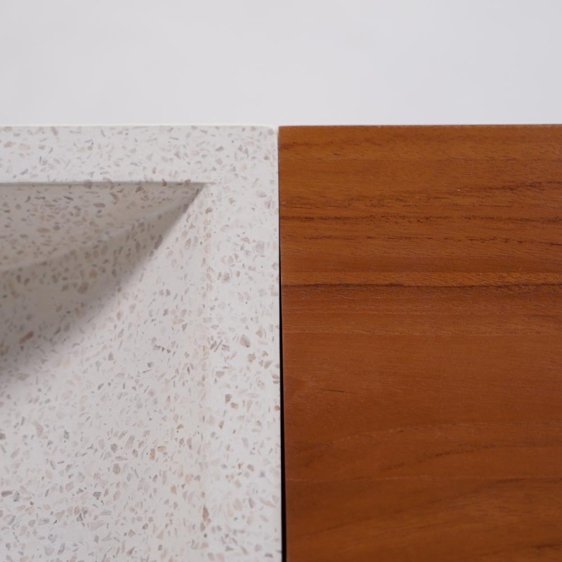 Meuble lave-mains suspendu en bois de teck massif et vasque en terrazzo blanc - Oviya