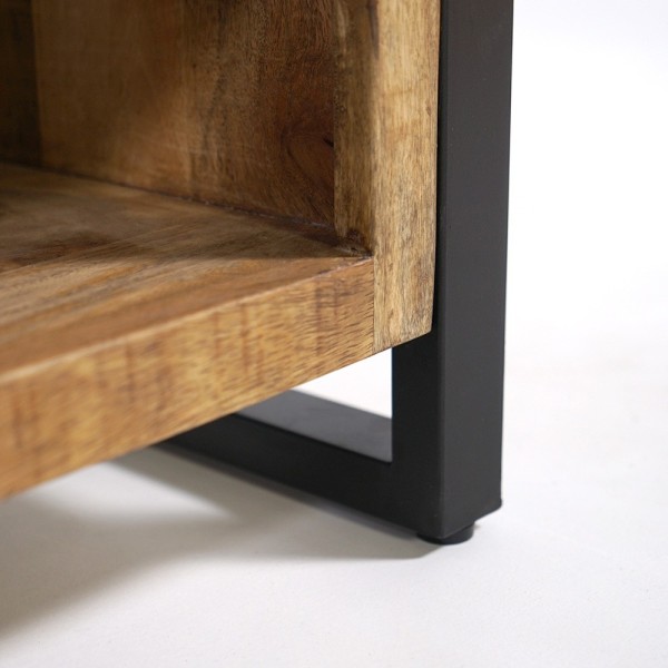 Petit meuble industriel 130 cm en bois massif avec porte en métal noir - Kansas