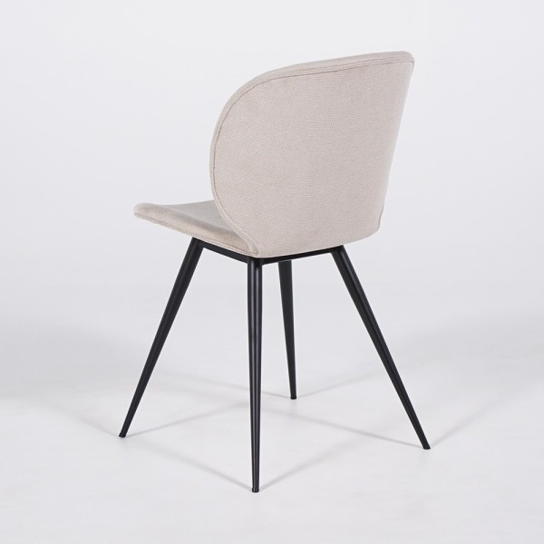 Chaise de salle à manger en tissu couleur sable et pieds en noir - Cloud