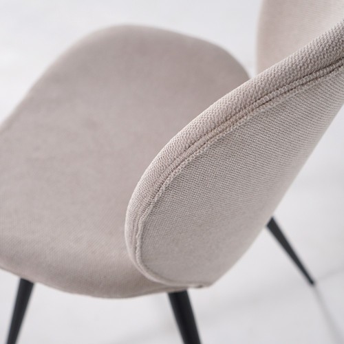 Chaise de salle à manger en tissu couleur sable et pieds en noir - Cloud