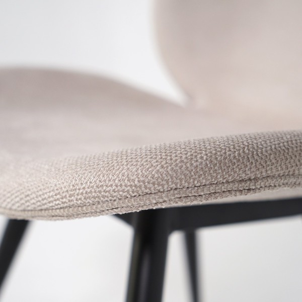 Chaise de salle à manger en tissu couleur sable et pieds en noir - Cloud