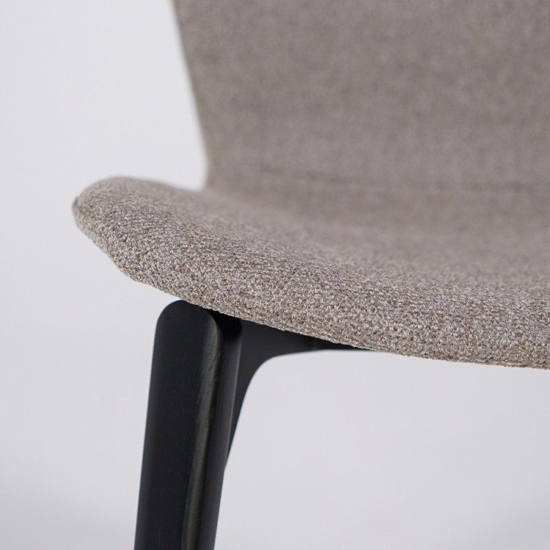 Chaise de salle à manger en tissu bouclé beige et pieds en frêne noir - Paragon