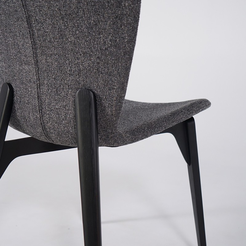 Chaise de salle à manger en tissu bouclé gris et pieds en frêne noir - Paragon