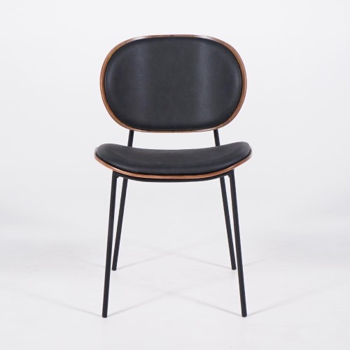 Chaise de salle à manger en cuir noir, noyer et pieds en métal noir - Clementina