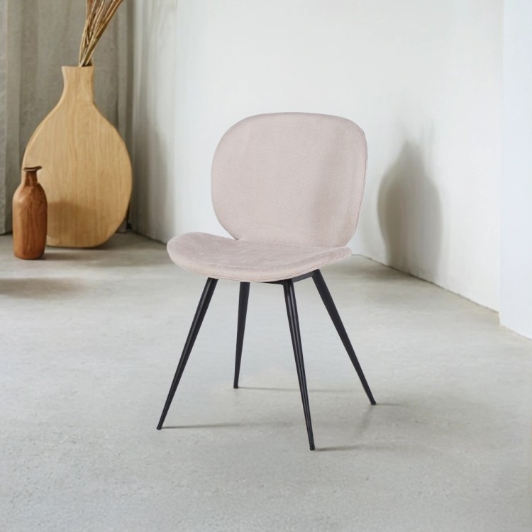 Chaise de salle à manger en tissu couleur sable et pieds en noir - Cloud