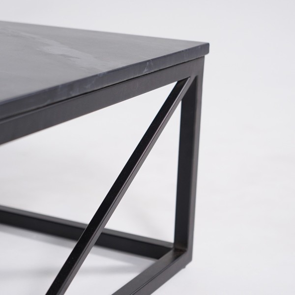 Table basse carrée en marbre noir - Verona