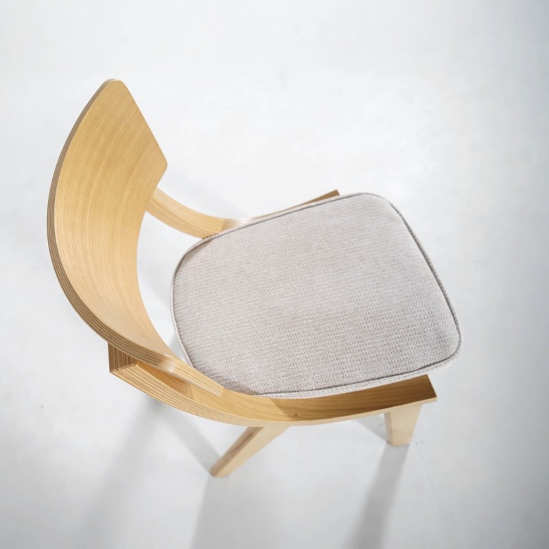 Chaise de salle à manger en hêtre naturel et tissu beige - Svea