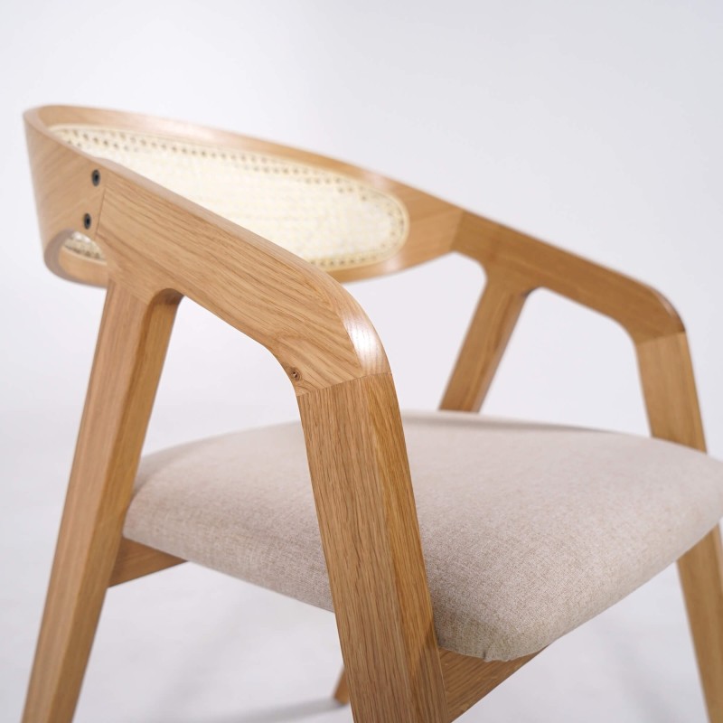Chaise de salle à manger avec dossier en cannage et tissu blanc - Seren