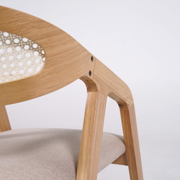 Chaise de salle à manger avec dossier en cannage et tissu blanc - Seren