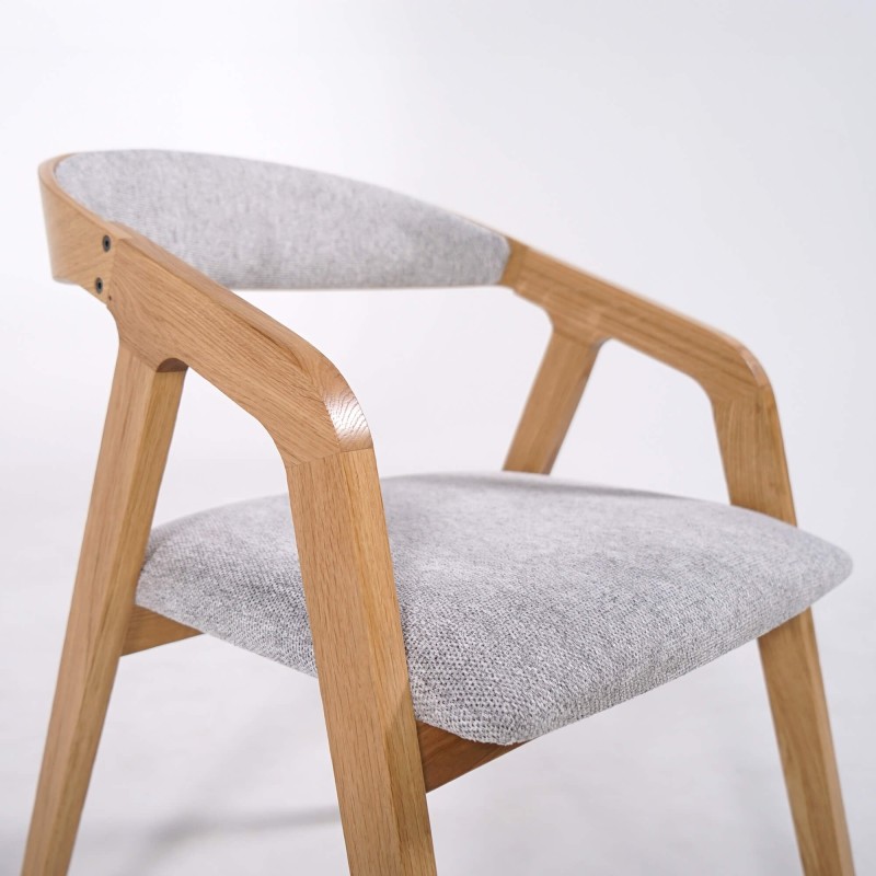 Chaise de salle à manger avec dossier et assise en tissu gris - Seren