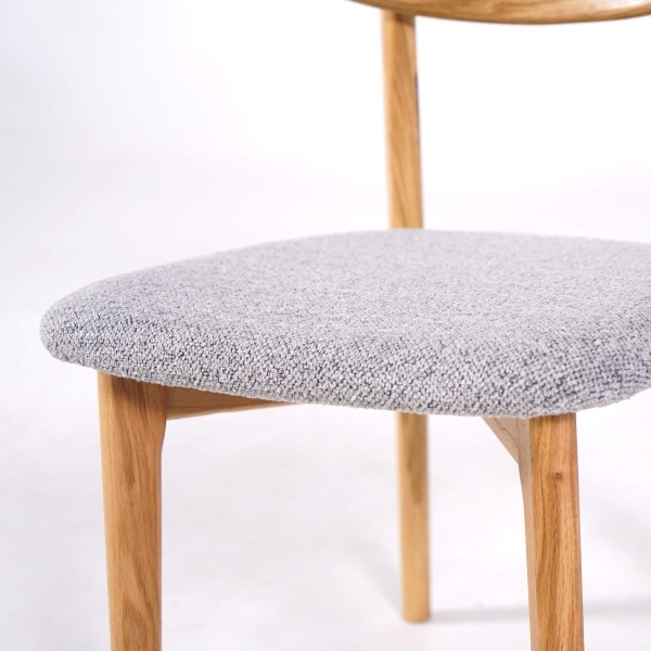 Chaise de salle à manger en chêne naturel gris clair bouclé - Elim