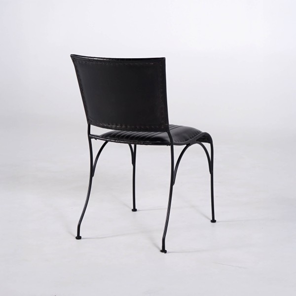 Chaise vintage en cuir noir - Cosy