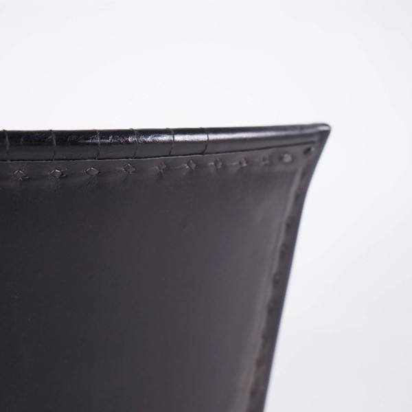 Chaise vintage en cuir noir - Cosy