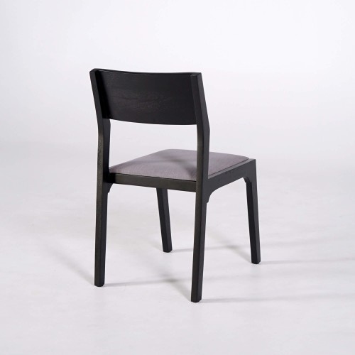 Chaise noire en bois naturel et tissu gris - Elegance