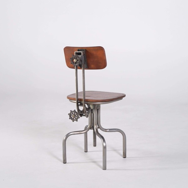 Chaise industrielle architecte