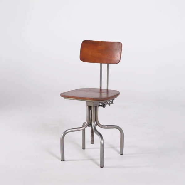 Chaise industrielle architecte