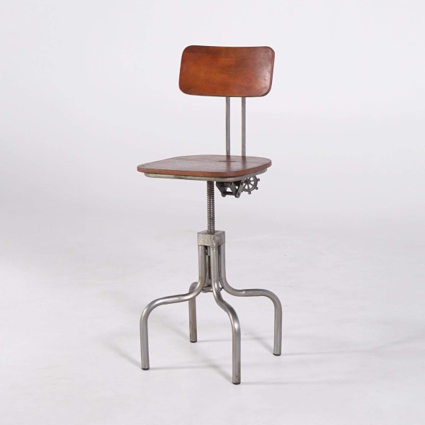 Chaise industrielle architecte