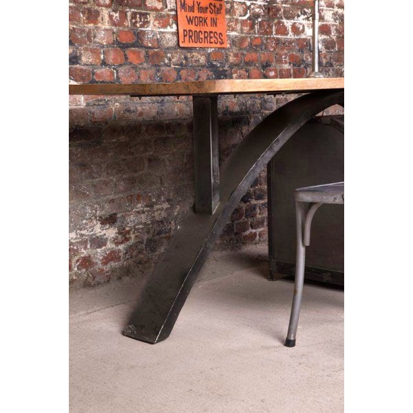 Bureau industriel d'inspiration scandinave