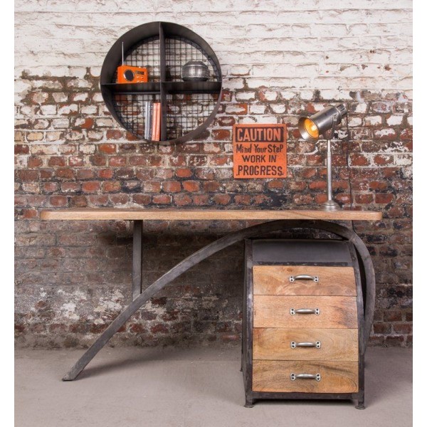 Bureau industriel d'inspiration scandinave