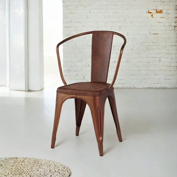 Chaise industrielle cuir et cuivre avec accoudoirs