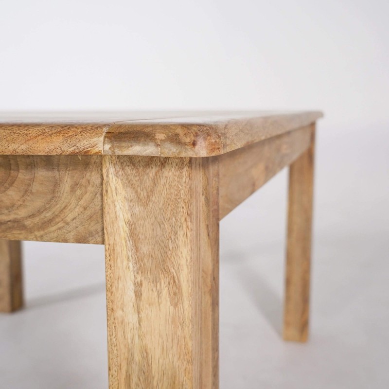 Table à manger carrée en bois massif - Paris
