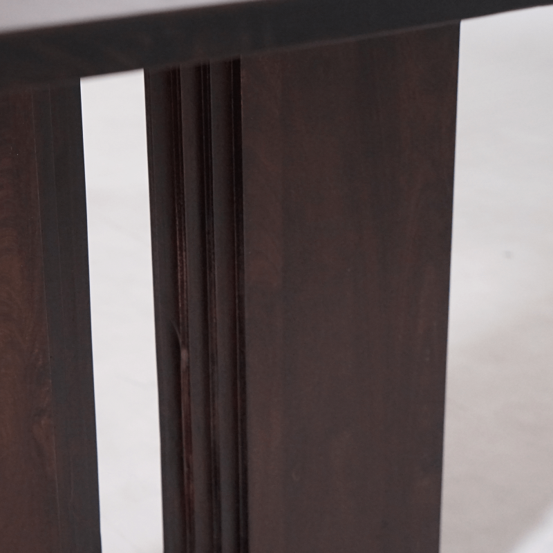 Table à manger en bois massif de manguier, finition marron intense - Noba