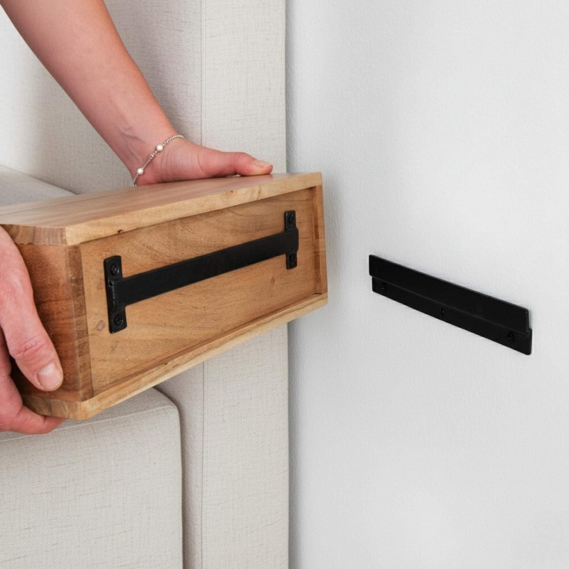 Table de chevet suspendue en bois massif d'acacia - Curve