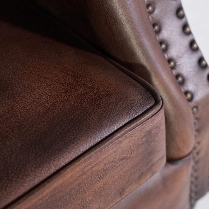 Fauteuil club anglais wingback en cuir brun foncé - George