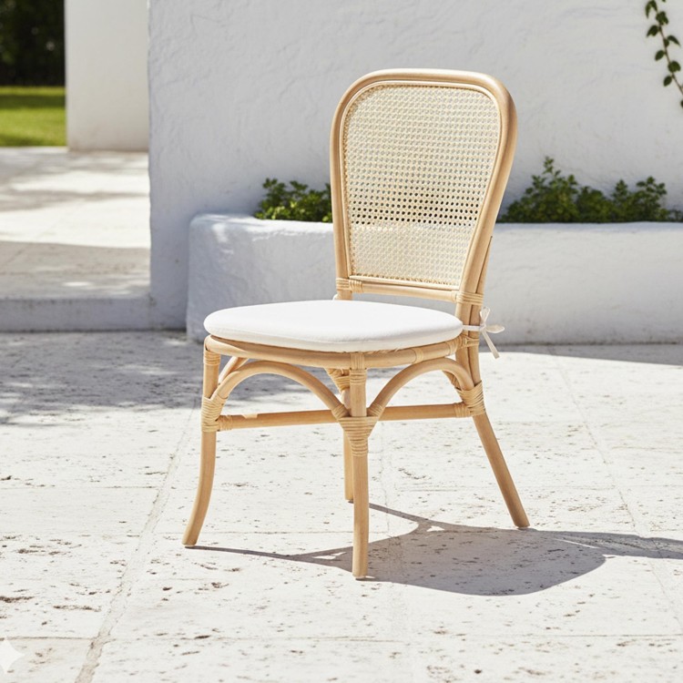 Chaise en rotin naturel et coussin beige - Louna
