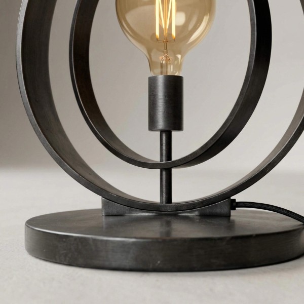 Lampadaire de salon industriel en métal - Altis