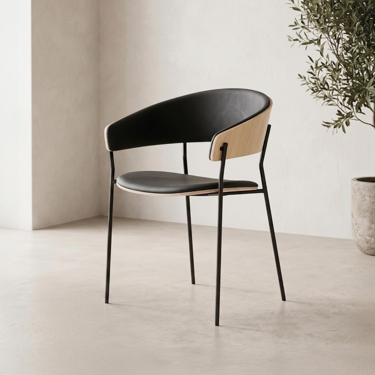 Chaise en cuir noir et bois de chêne - Crib