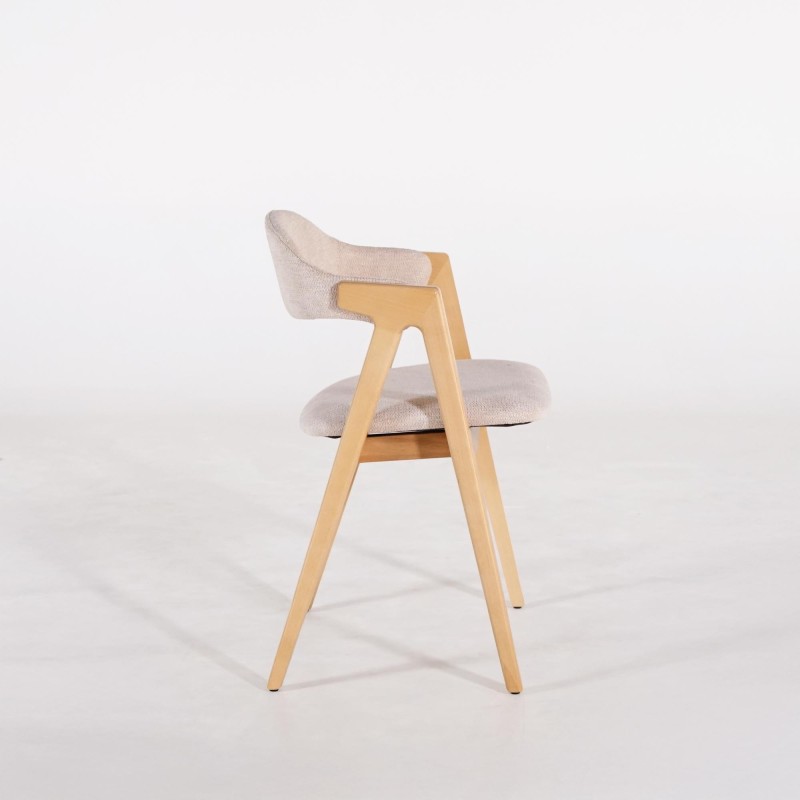 Chaise en bois naturel et tissu bouclé beige - Lykke
