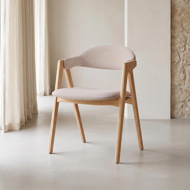 Chaise en bois naturel et tissu bouclé beige - Lykke