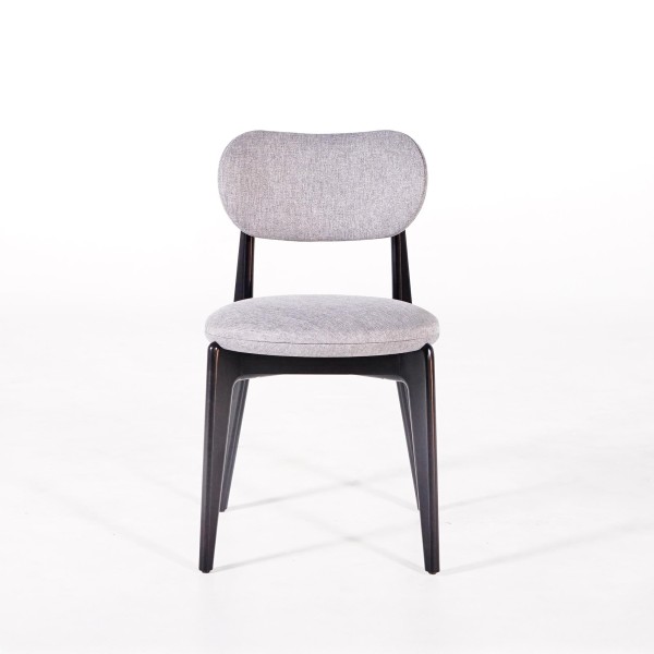Chaise de salle à manger en bois massif finition noir et tissu gris - Svala