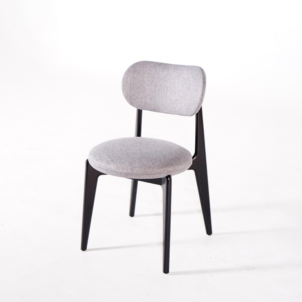 Chaise de salle à manger en bois massif finition noir et tissu gris - Svala