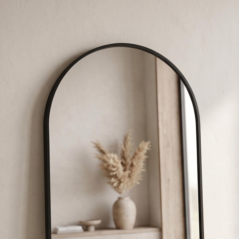 Grand miroir en arche à poser avec cadre en métal noir 50 x 150 cm