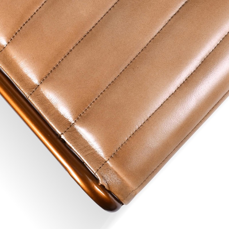 Chaise en cuir marron - Back to school