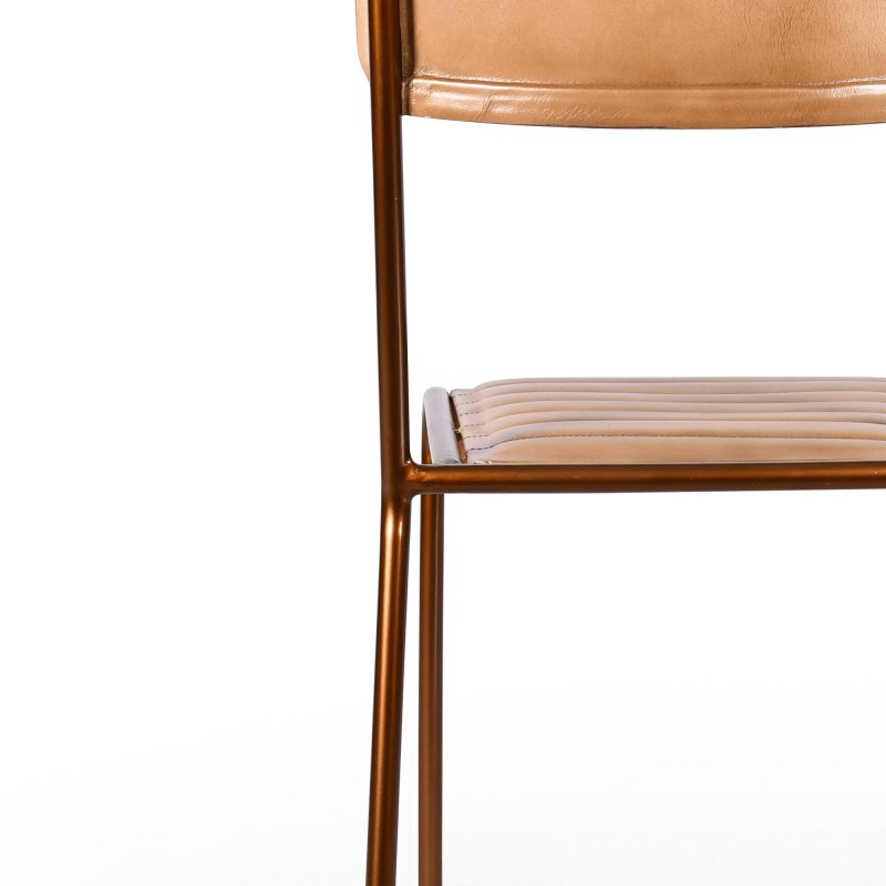 Chaise en cuir marron - Back to school