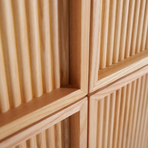Meuble sous double vasque suspendu en noyer blond avec plateau en céramique blanc 150 cm - Carnelian