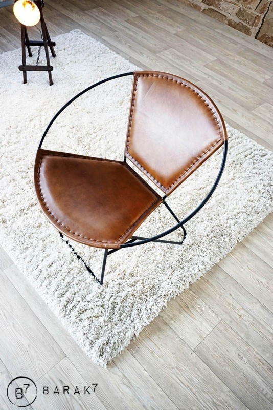 Chaise en cuir papillon PAON