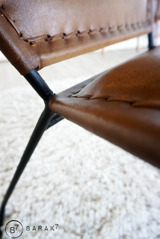 Chaise en cuir papillon PAON