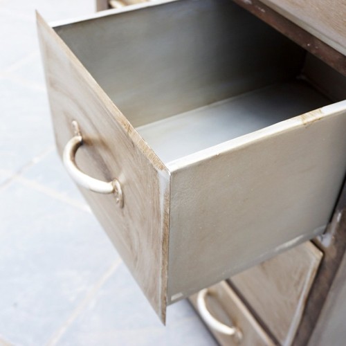 Buffet industriel finition antique