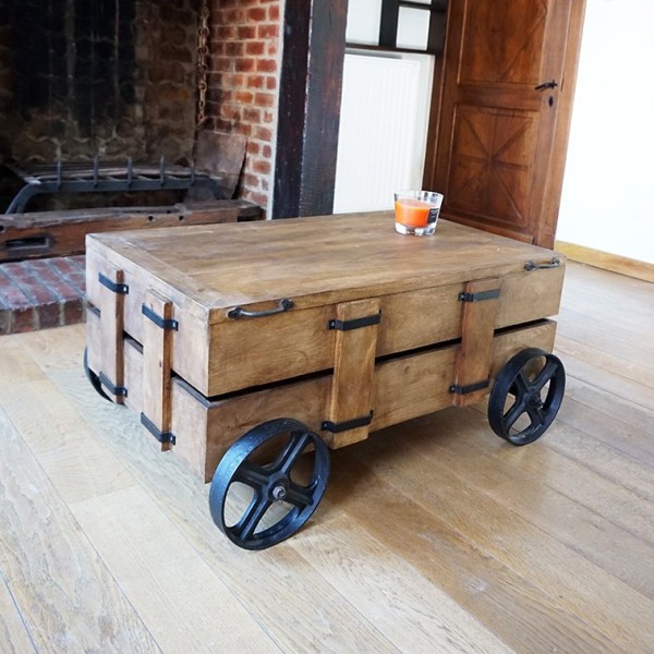 Table basse industrielle coffre