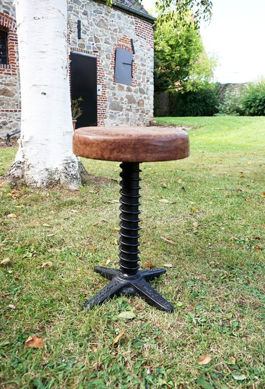 Tabouret industriel ressort