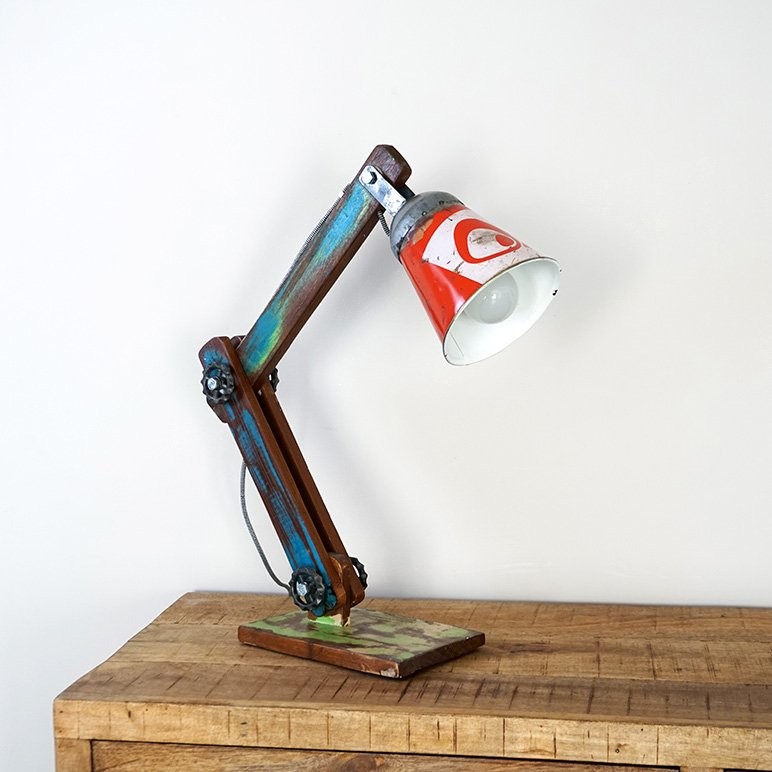 Lampe à poser industrielle recyclée