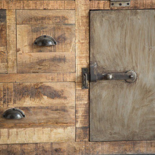 Buffet industriel à portes finition antique