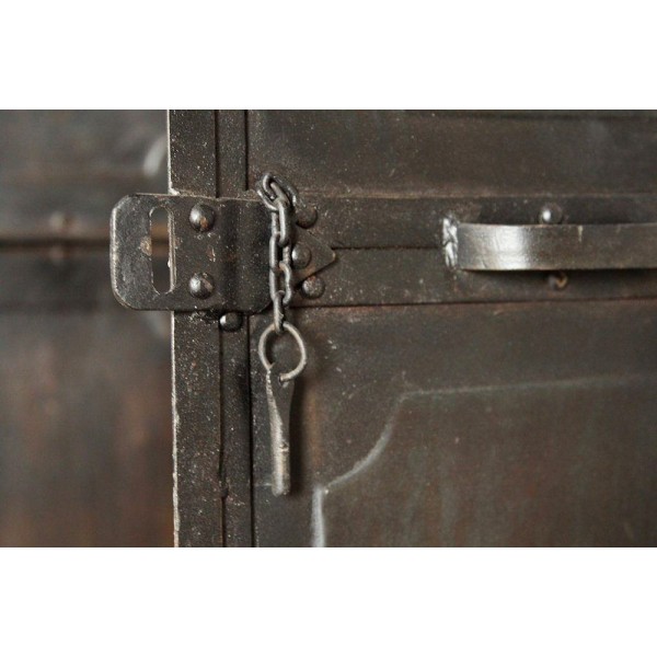 Vestiaire industriel carbone