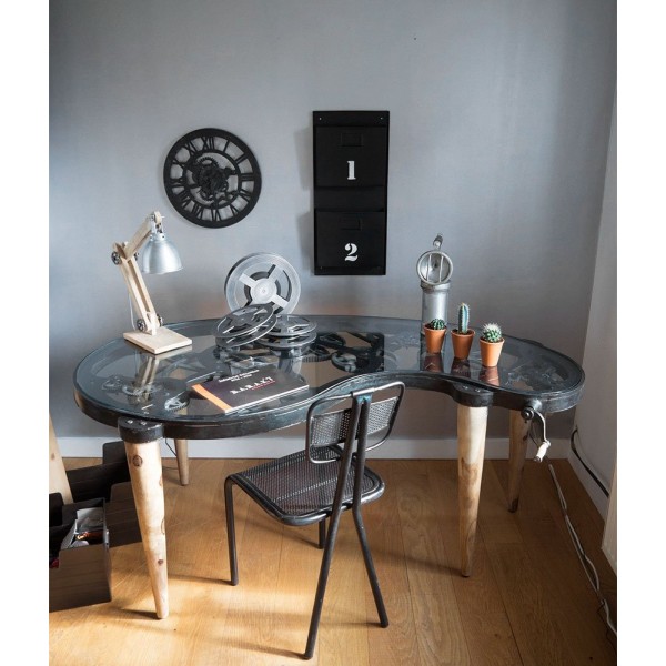 Bureau industriel à engrenages