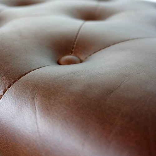 Banc en cuir et métal
