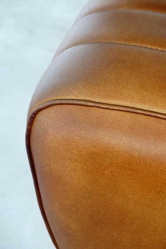 Banc en bois et cuir naturel - Navona